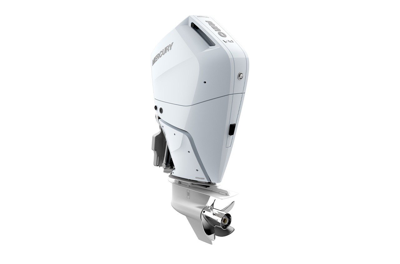 Mercury 350hp Verado White Outboard · V10 · Digital Throttle and Shift, Electric Start, 20″ Shaft, Counter Rotation · 350CL